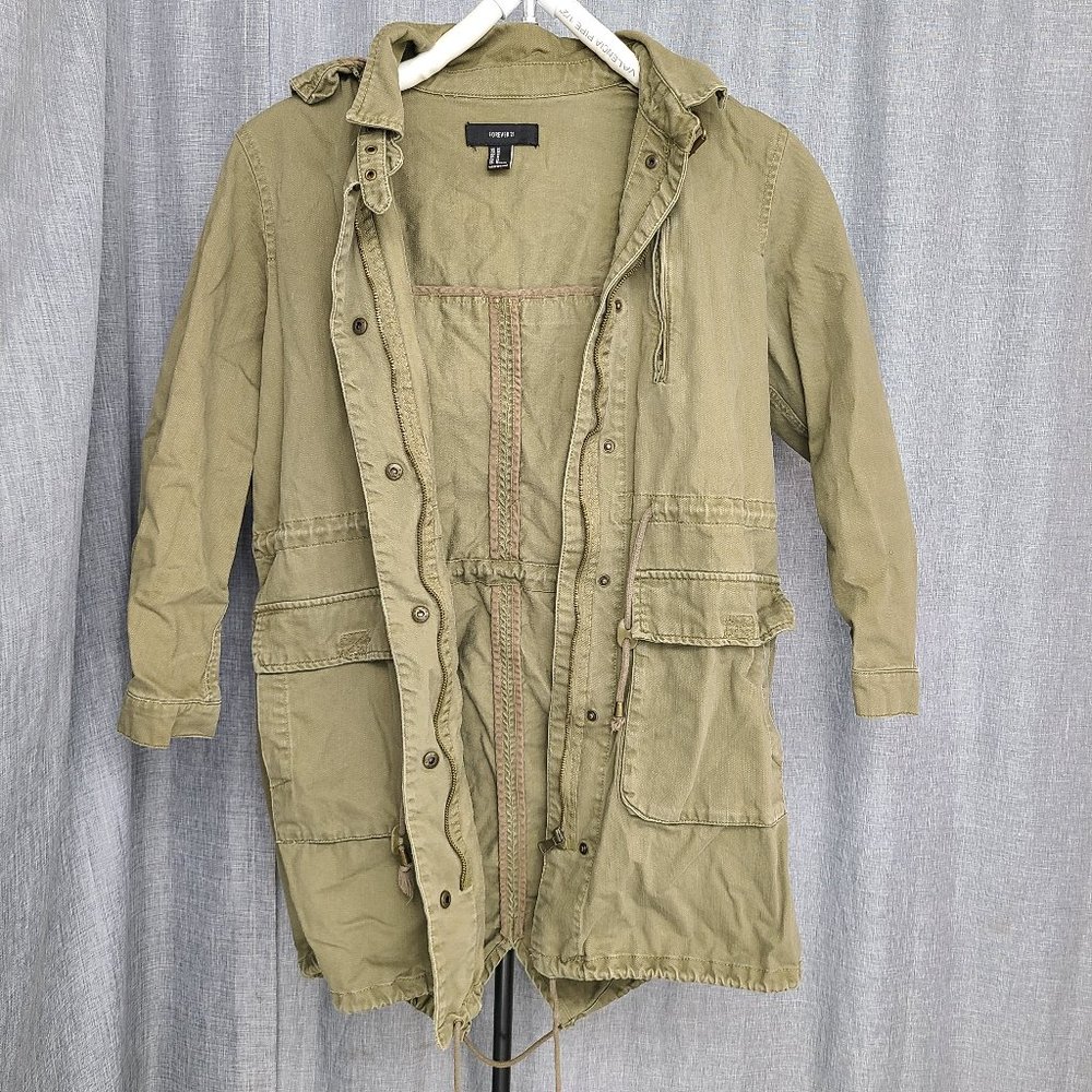 Forever 21 Women's Military Jacket Button Zip Hoodie Size Medium Outer Layer